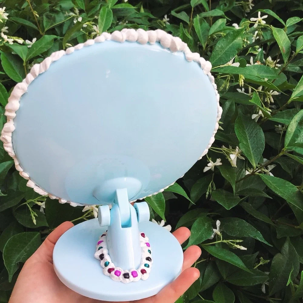Kawaii Vanity Mirror (Retractable)